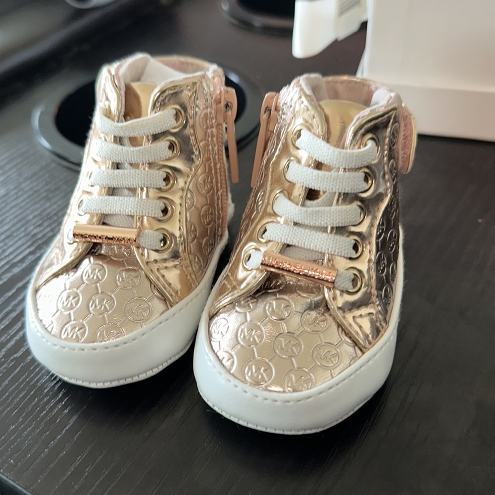 Michael Kors Baby IVY Lexi size 1